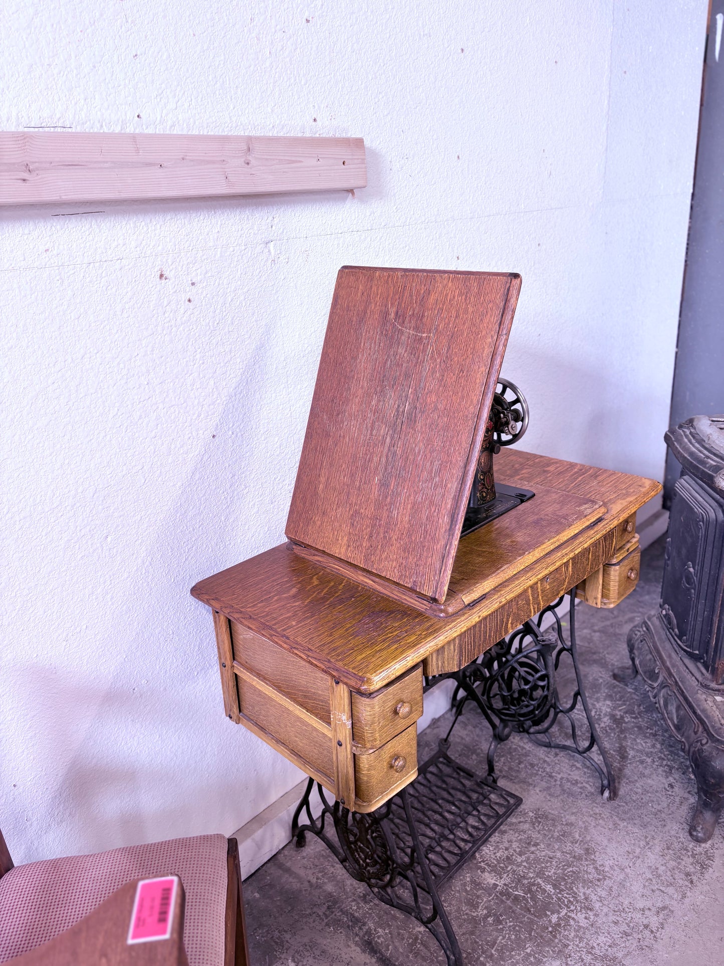 Vintage Singer Sewing Machine with Cabinet