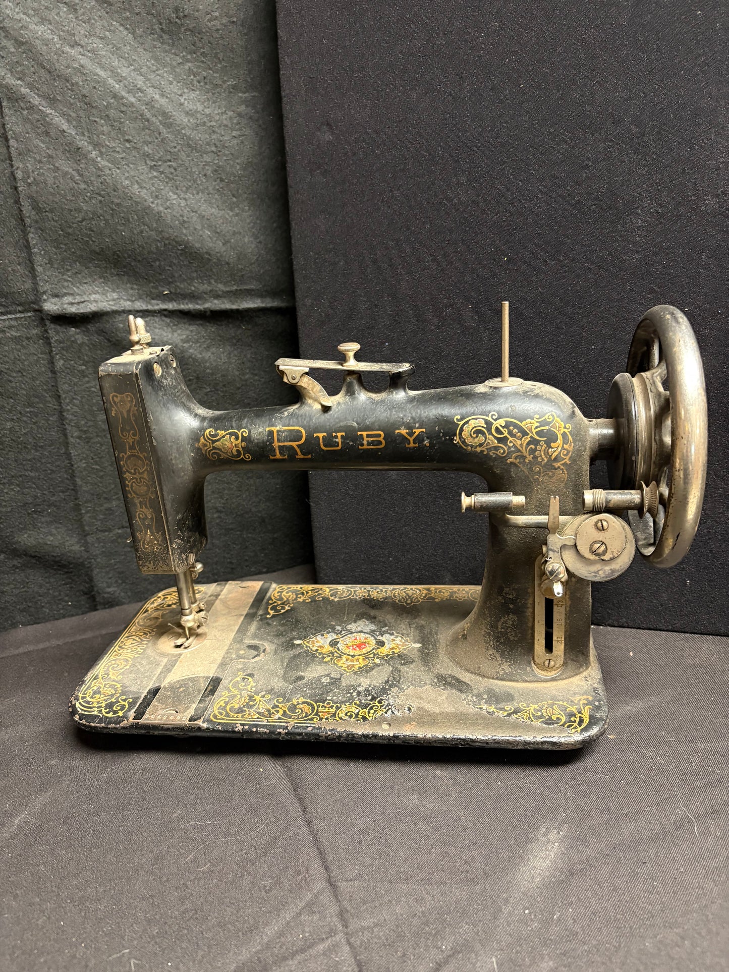 Ruby Sewing Machine/No Cabinet