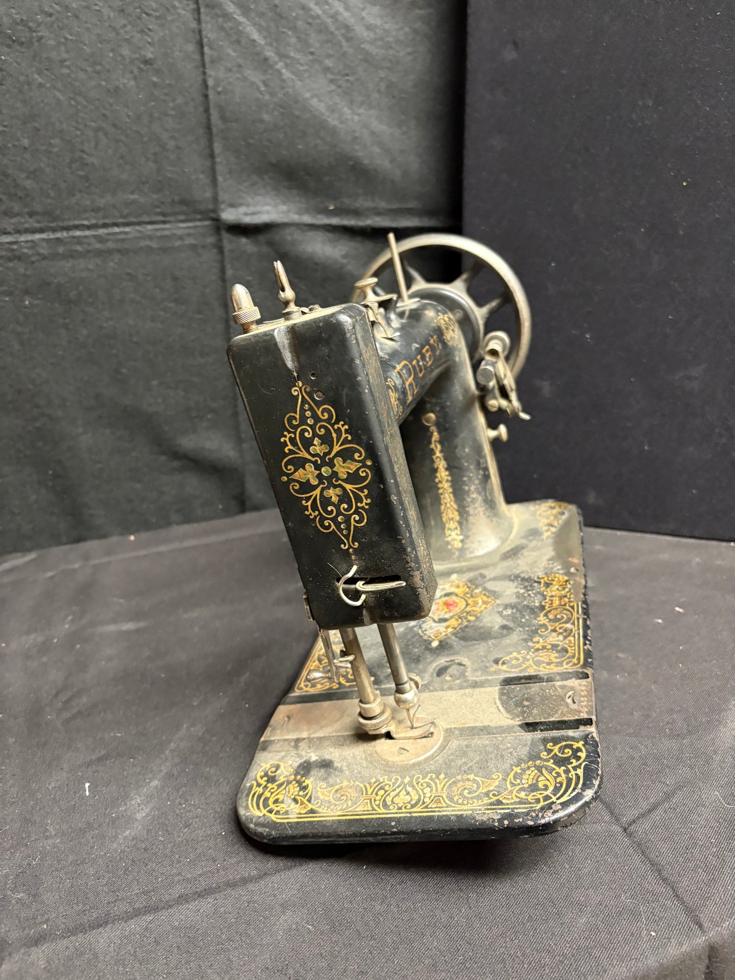 Ruby Sewing Machine/No Cabinet