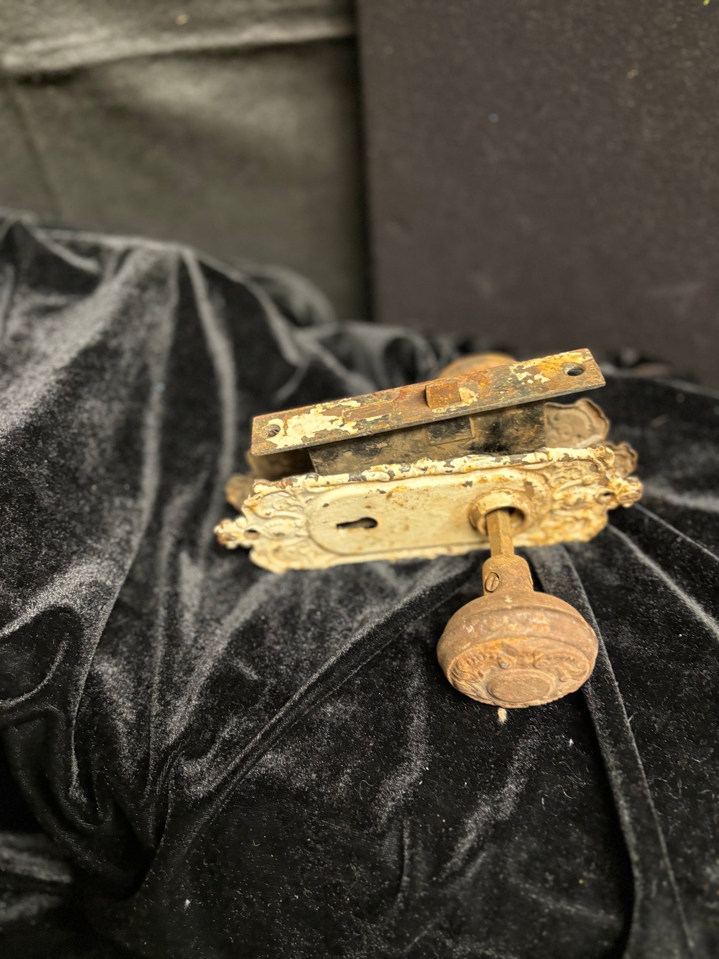 Antique Doorknob Set