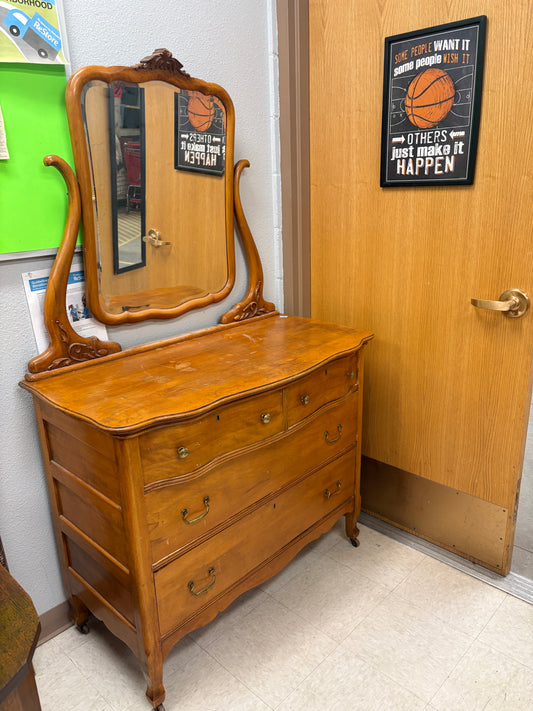 Princess Dresser with Harp Mirror